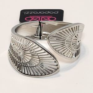 Paparazzi Silvertone Cuff Hinge Bracelet NWT